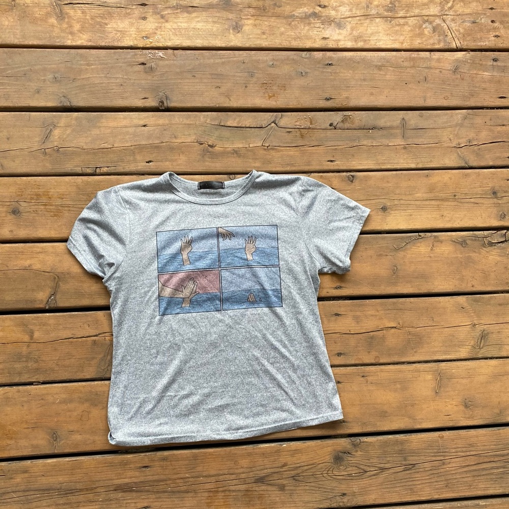 T-shirt